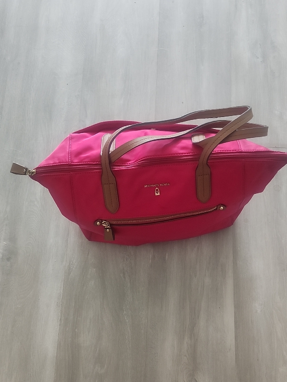 Michael Kors Hot Pink Tote with Tan Handles - Picture 3 of 12